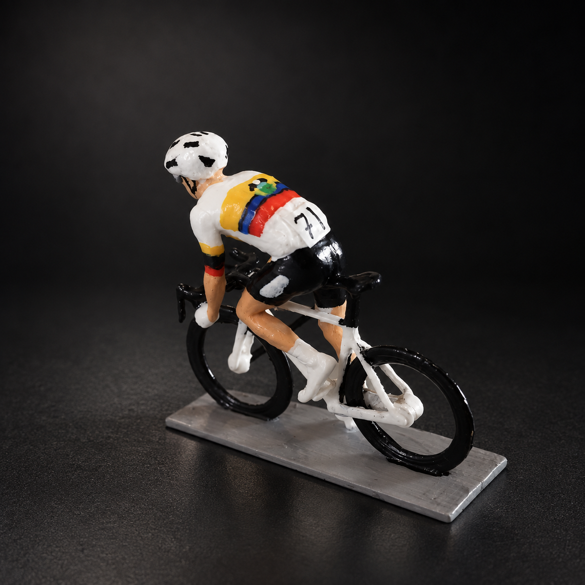 El escalador latinoamericano – Figura ciclista en miniatura (impresión 3D)